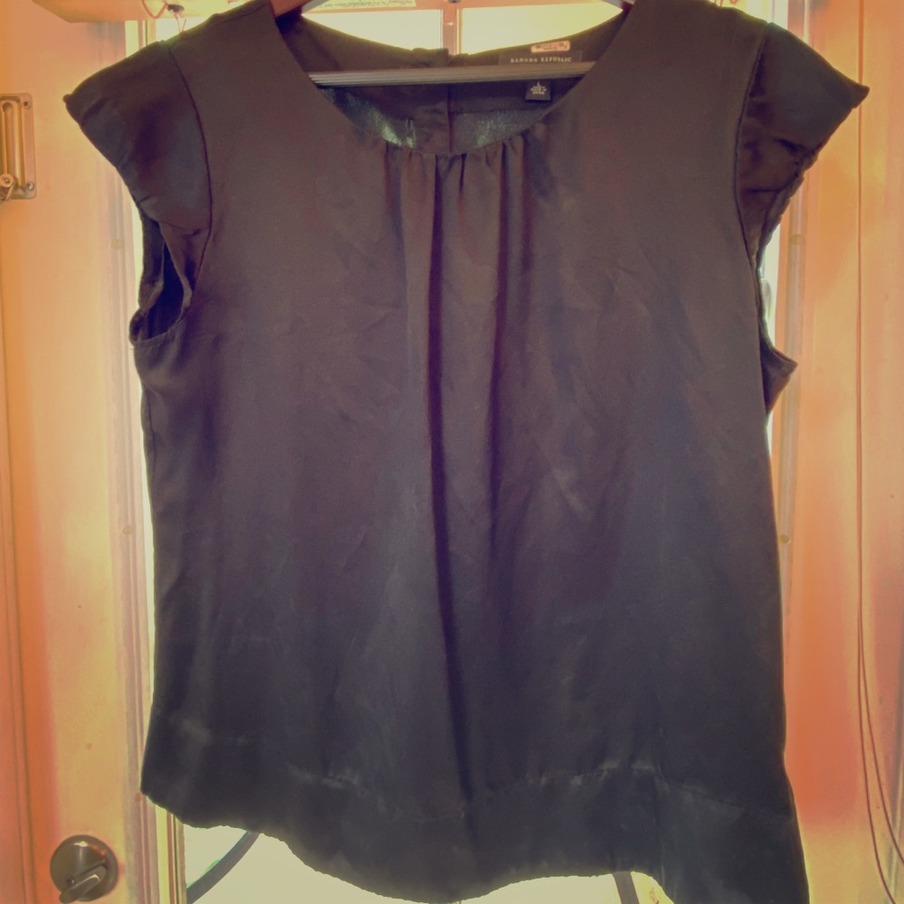 Black 100% Silk Banana Republic Blouse Large